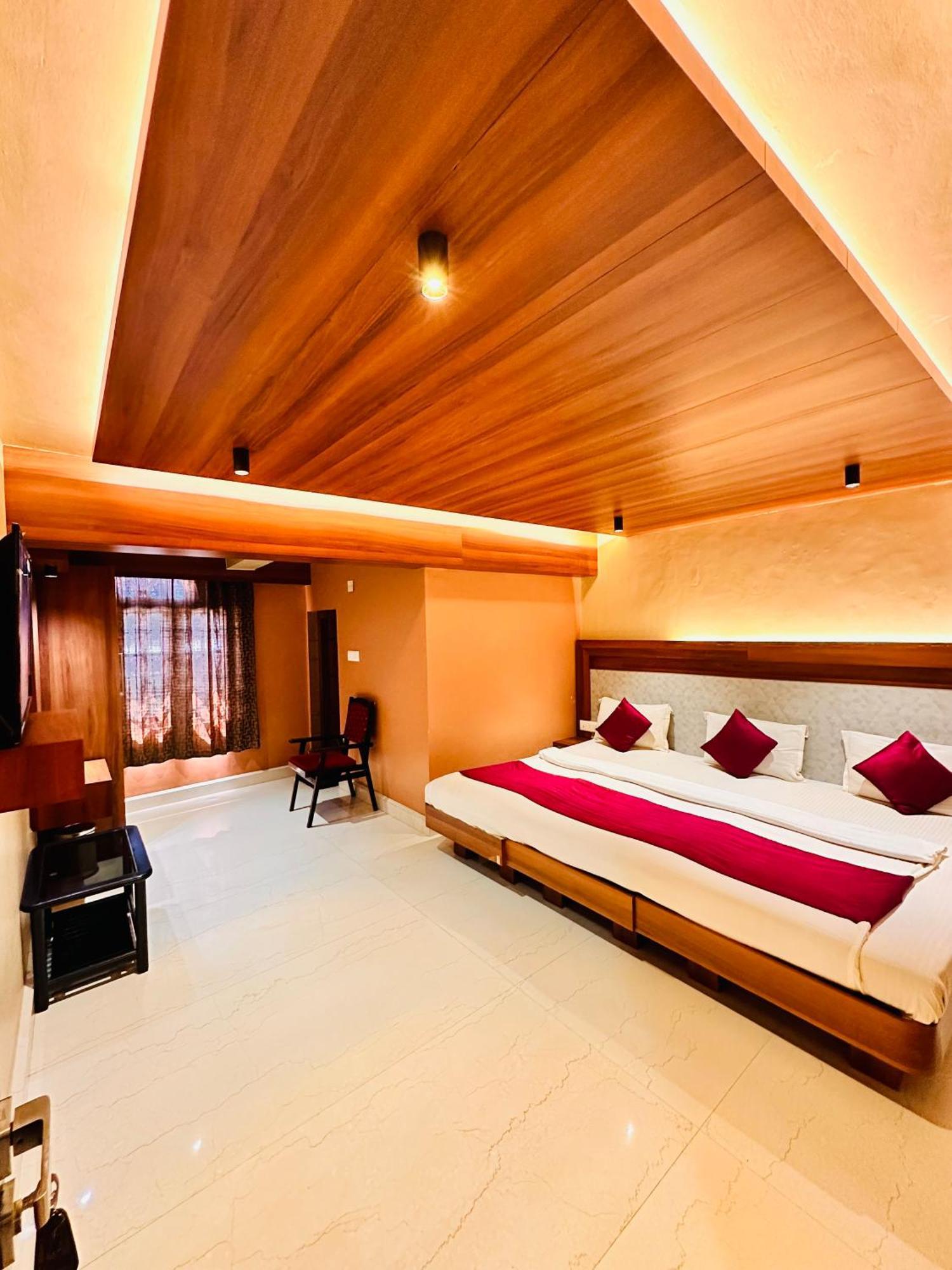 Hotel City Palace Ooty Dış mekan fotoğraf